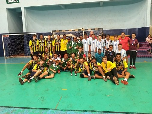  Barretos é campeã no masculino e feminino do Festival de Handebol
