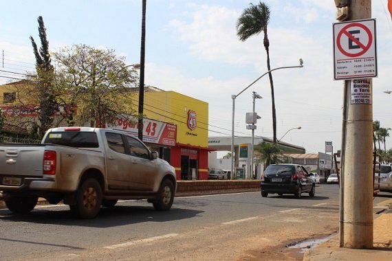  Proibido estacionar na Avenida 43 até o final da Festa do Peão