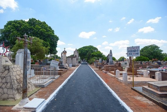  Cemitério da Paz recebe melhorias e abre às 6 da manhã neste sábado