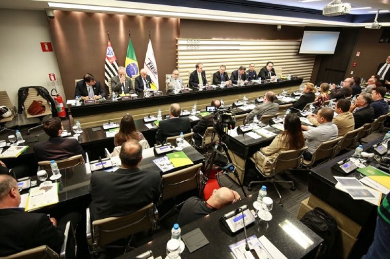  Contrabando causa prejuízo de R$ 5 bilhões ao Estado de São Paulo