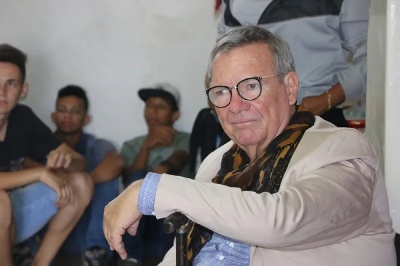  Lançamento do livro de Rubens Bonatelli Moni reúne arte e reflexão