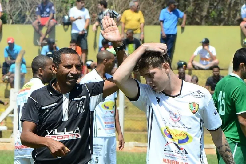  Líder Camarões vence Barretos II