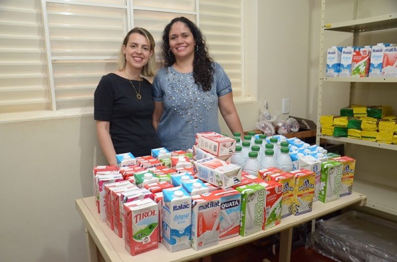  Fundo Social recebe doação de 308 litros de leite