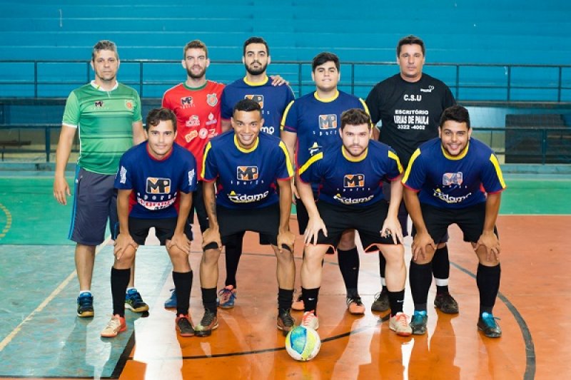  Diva x Amigos & Companhia disputam a final do Municipal de Futsal