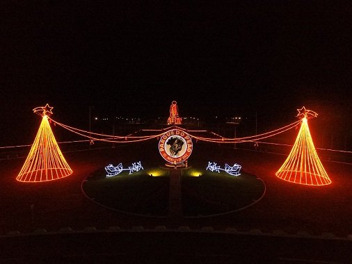  Parque do Peão recebe decoração natalina