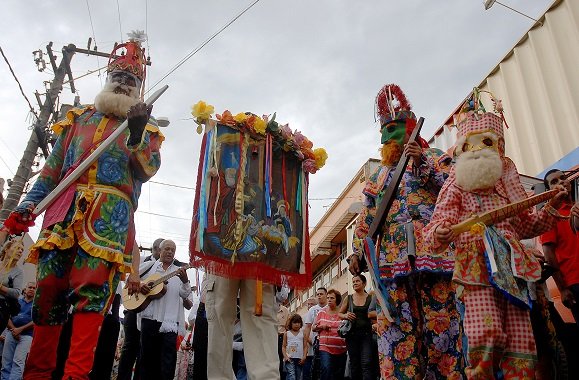  Comunidade prepara festa de Santos Reis