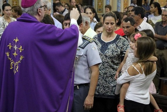  Tema da Campanha da Fraternidade leva fiéis a refletirem sobre violência