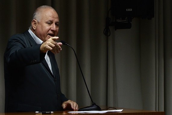  Paulo Correa quer informações sobre suspensão de cobrança de IPTU do Minerva e do JBS Friboi
