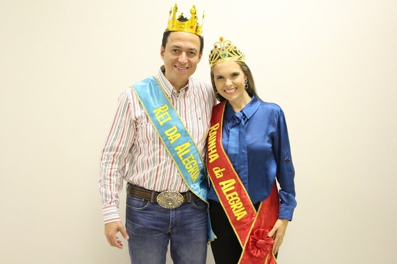  Cuiabano Lima e Daniela Monteiro são eleitos Rei e Rainha da Alegria