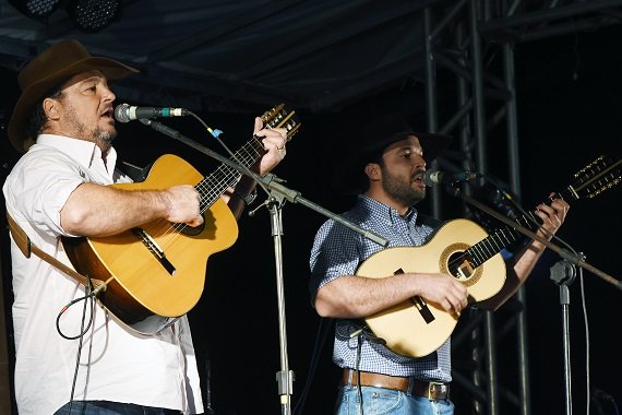  Barretenses ficam em 3º lugar no festival de violeiros