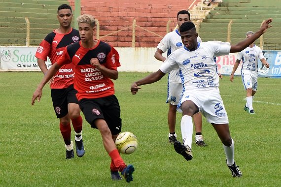  Várzea conhece campeões no domingo