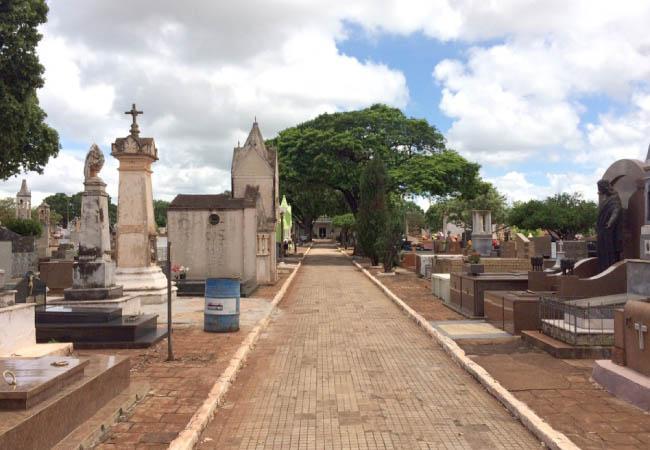  Prefeitura libera cemitério para visitação no Dia de Finados