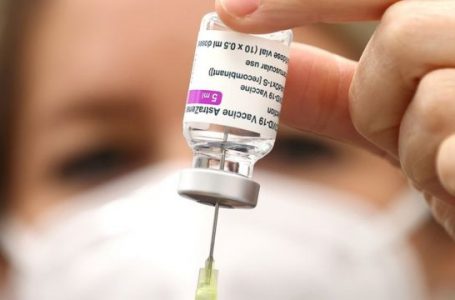 São Paulo inicia a vacinação de pacientes oncológicos, mas há restrições