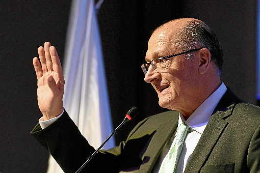  Alckmin anuncia saída do PSDB