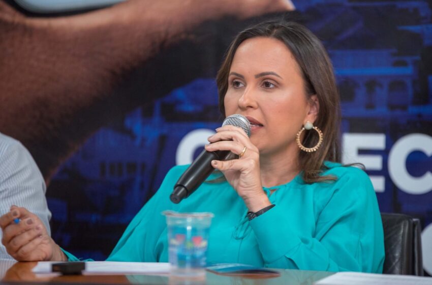  Prefeita Paula Lemos declara apoio à Jair Bolsonaro e Tarcísio de Freitas
