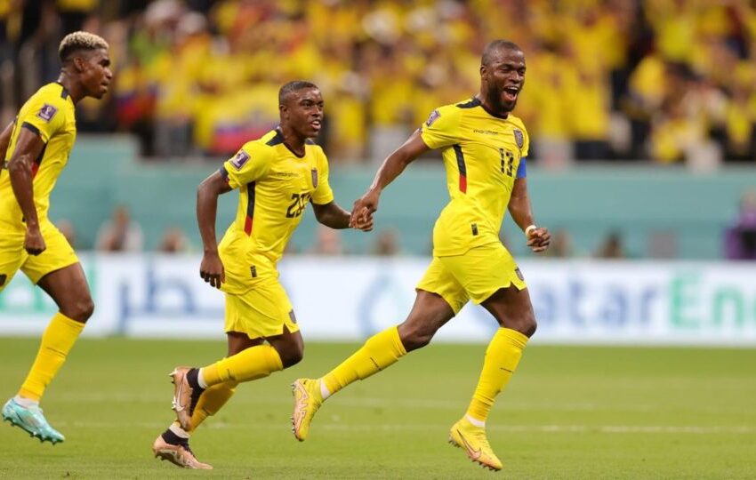  Equador vence equipe do Catar na estreia da Copa do Mundo de 2022