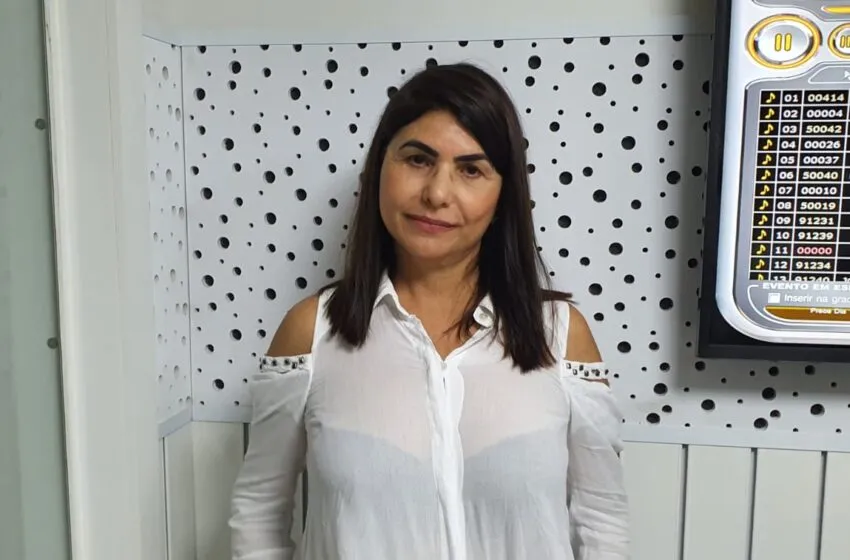  Escritora Sada Ali conta sobre seus romances e coletâneas