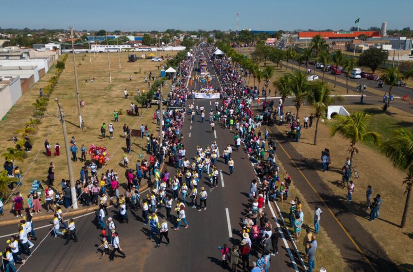  Desfile Cívico celebra 169 Anos de Barretos e reúne cerca de 7 mil Participantes