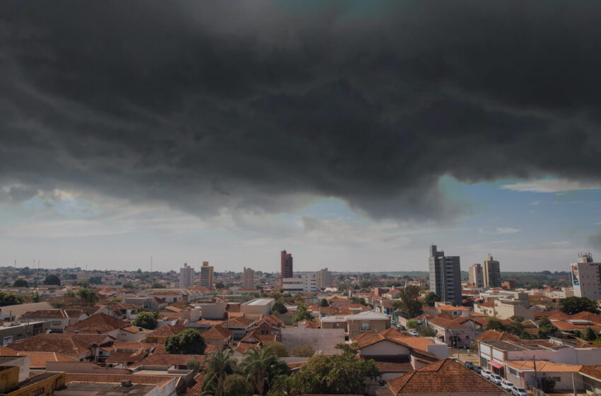  Defesa Civil alerta para risco de chuva forte em Barretos