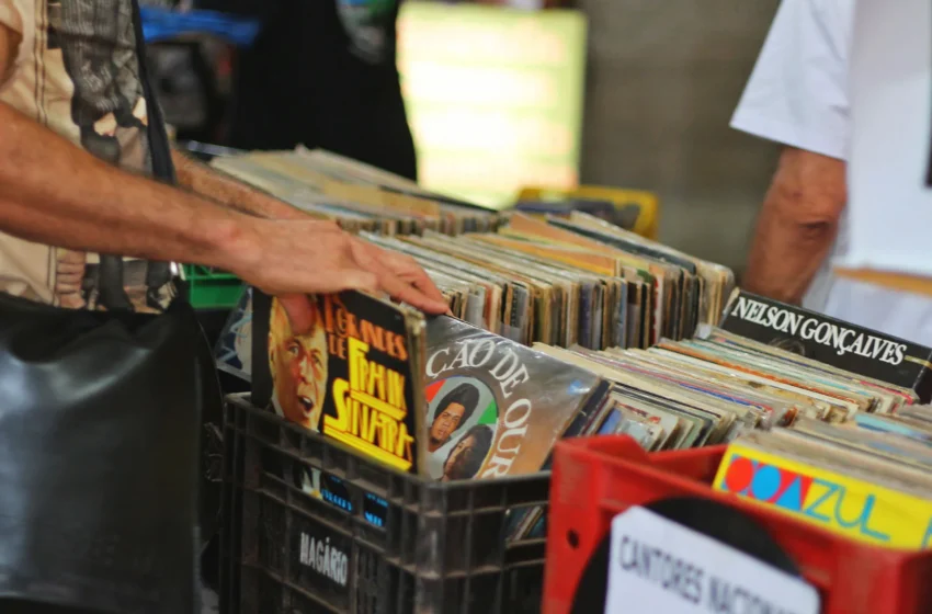  Feira de Vinil traz centenas de LPs de diversas épocas e estilos no North Shopping Barretos