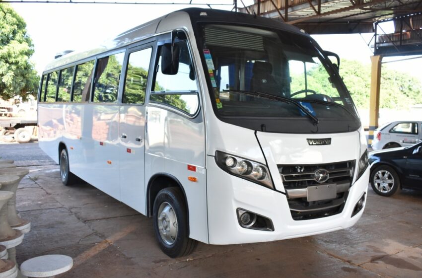  Prefeitura de Barretos amplia frota do Esporte com novo ônibus