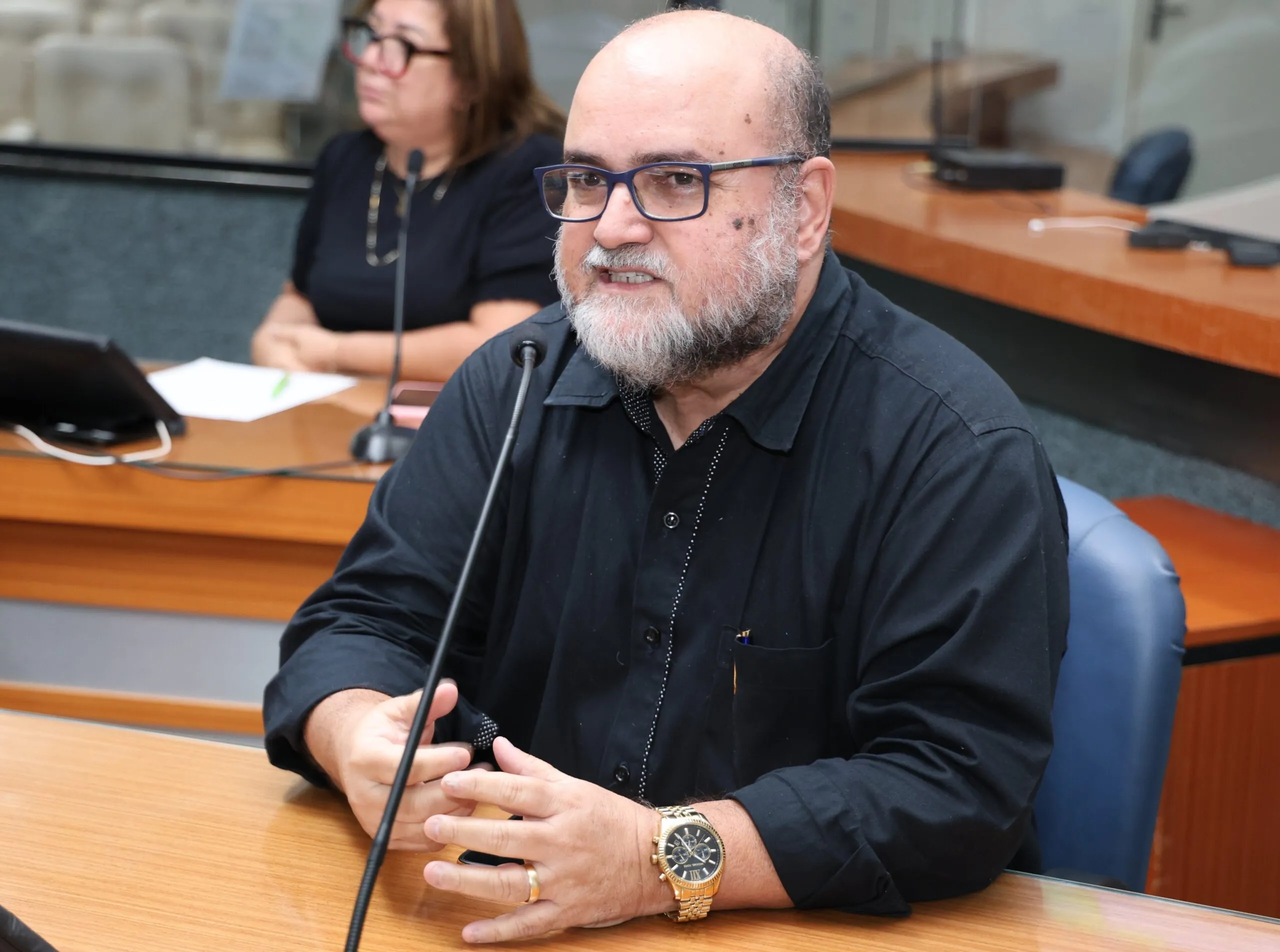  Durante audiência pública, comunidade questiona destino de projeto para comunidade trans
