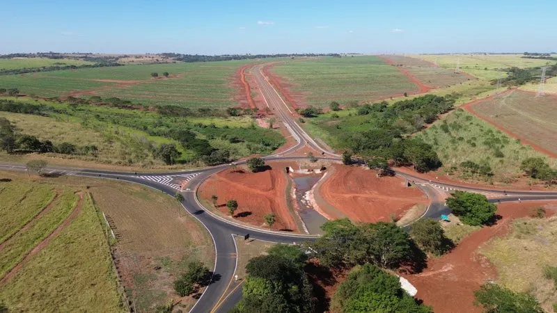  DER investe mais de R$ 1 bilhão em obras viárias no primeiro semestre de 2024