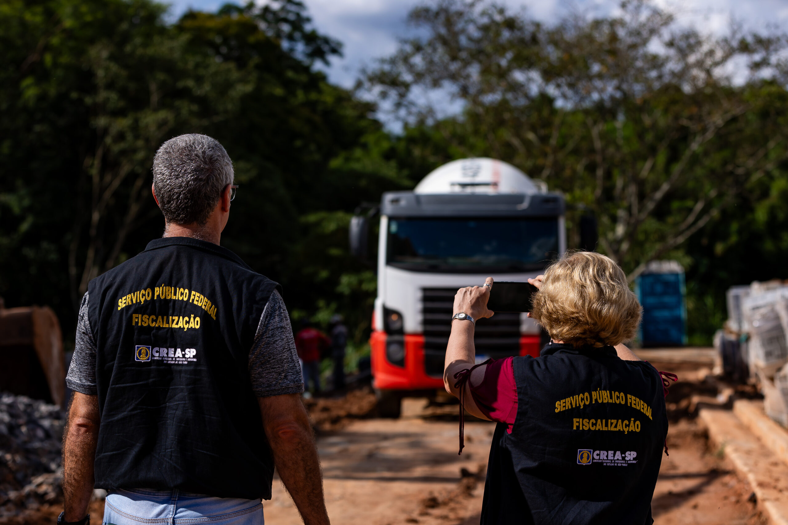  Crea-SP fiscaliza exercício profissional na Festa do Peão de Barretos