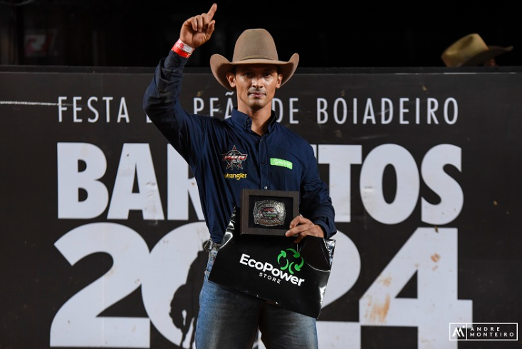  Anderson de Oliveira vence terceiro round da final da PBR Brazil na Festa do Peão de Barretos