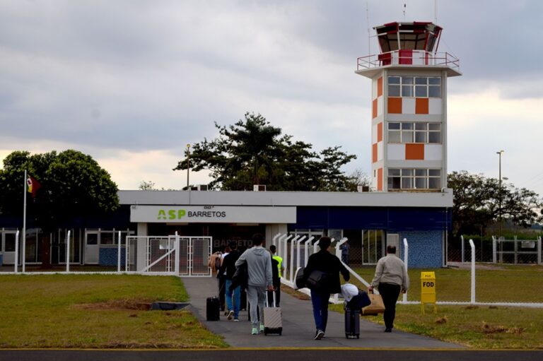  Passagens para voos em Barretos já estão à venda com preços a partir de R$ 323,45