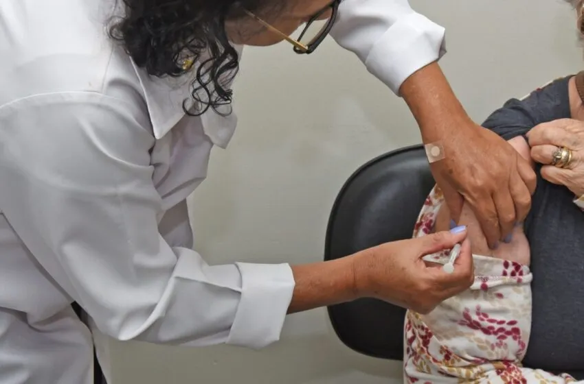  Barretos já aplicou mais de 7 mil vacinas contra a gripe e amplia cobertura com ações em escolas e hospitais