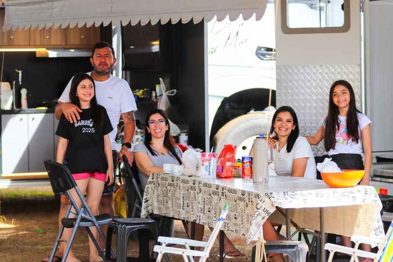  Parque do Peão se transforma em cidade durante a Festa de Barretos