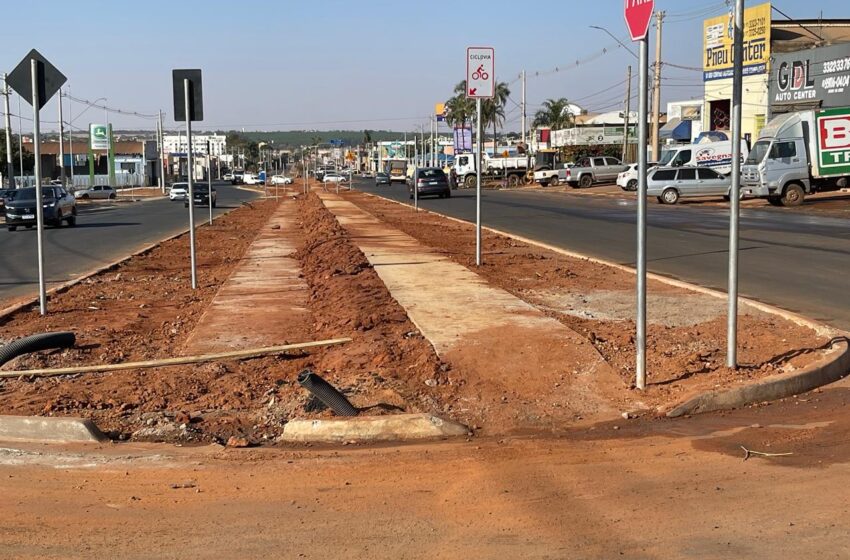 Avenida de acesso à cidade segue em obras e causa transtornos a turistas em Barretos