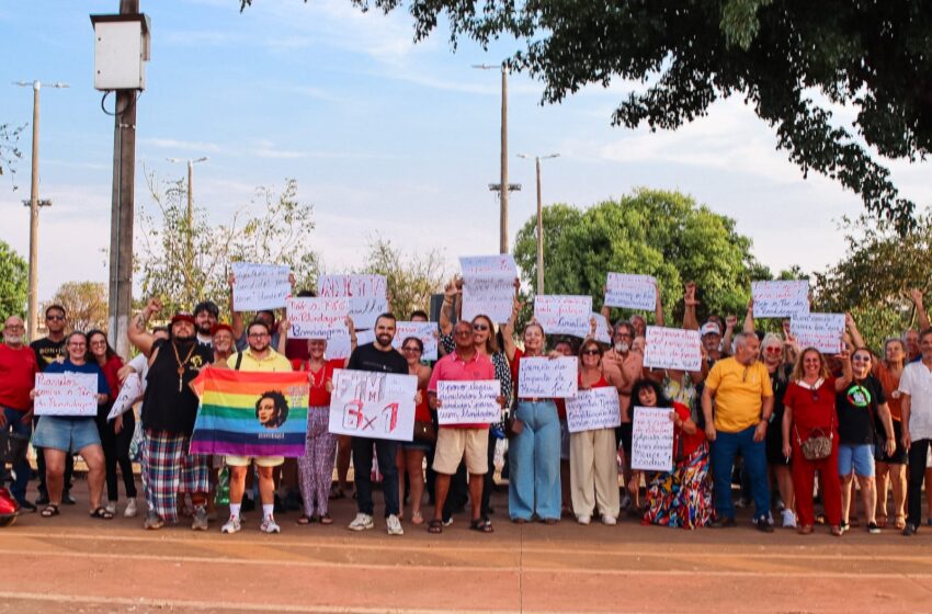  Protestos contra a PEC da Blindagem reúnem manifestantes em Barretos e em várias capitais do país