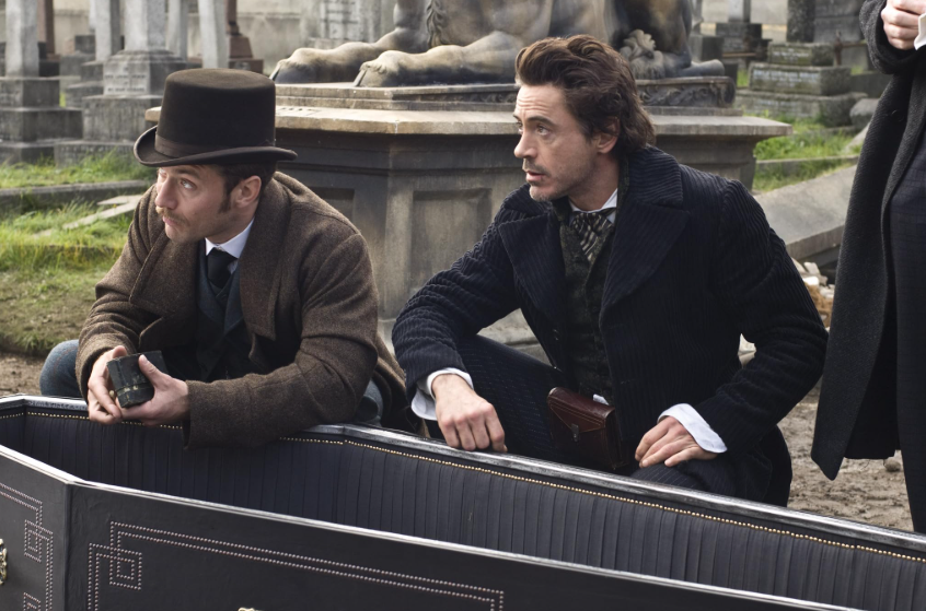  Sherlock Holmes ganha versão cheia de ação e inteligência com Robert Downey Jr.