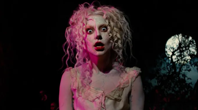  Lady Gaga revive o espírito do Halloween com “The Dead Dance”, mistura irresistível de pop e terror gótico