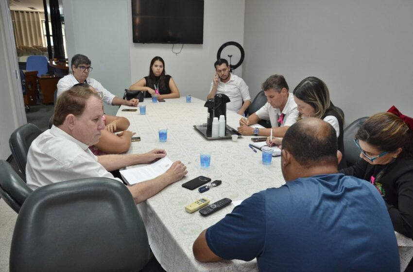 Câmara realiza primeira reunião da CPI que investiga obras da revitalização da Praça Francisco Barreto