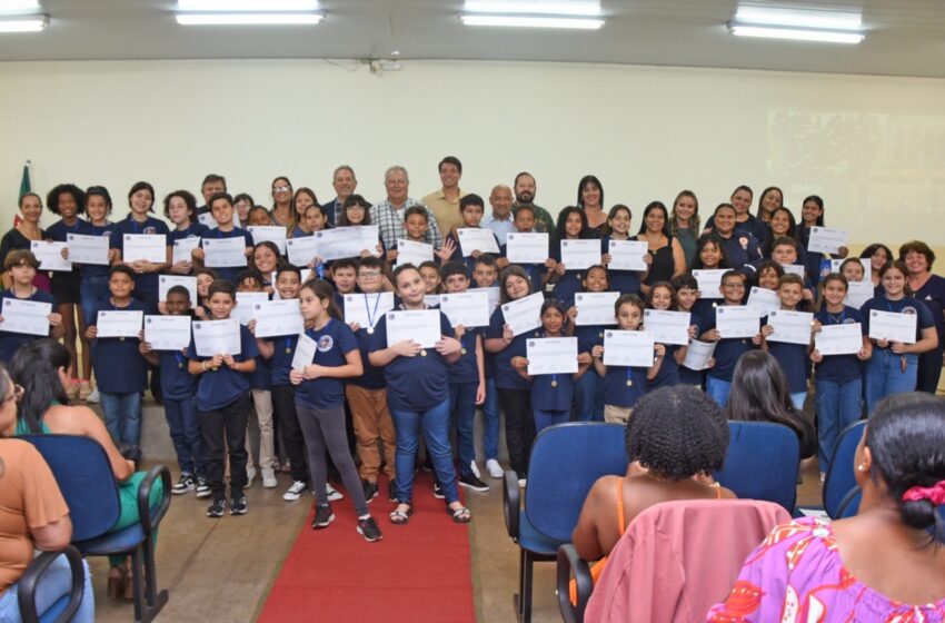  Prefeitura de Barretos forma 50 alunos na 3ª turma do Projeto Samuzinho