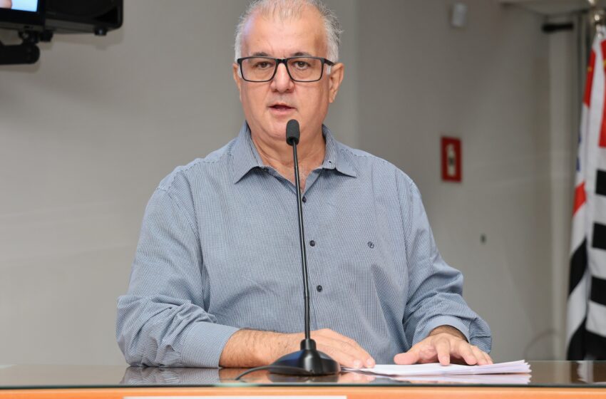  Professor Adilson pede esclarecimentos sobre atendimento a crianças com deficiência em Barretos