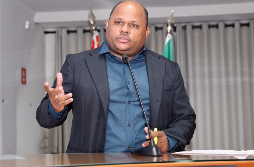  Raphael Silvério pede reforço na segurança de CEMEIs após registro de furtos em Barretos