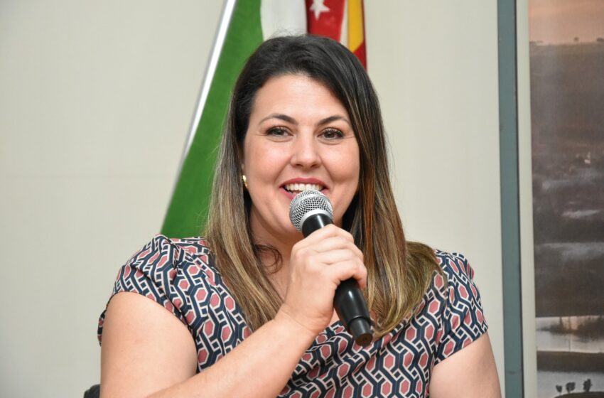  Tatiane Passarelli é apresentada como nova secretária municipal de Administração em Barretos