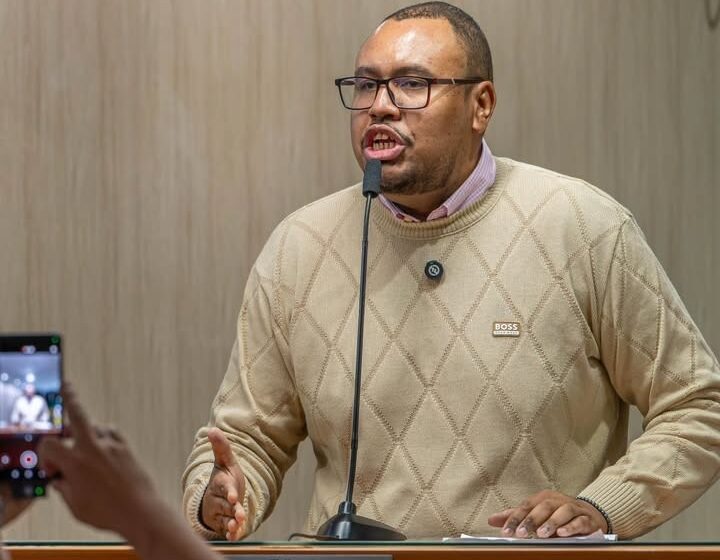  Tiagão Alves relata caso de cadeirante impedido de embarcar em ônibus