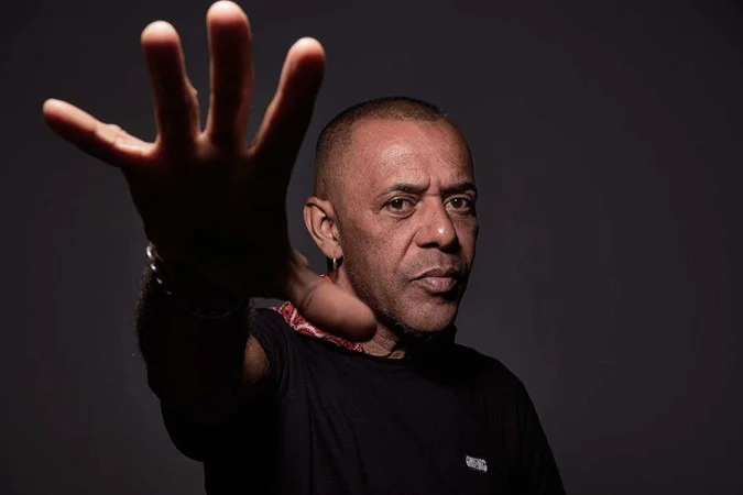  “Brasil com P”: criatividade e crítica social no rap marcante de GOG