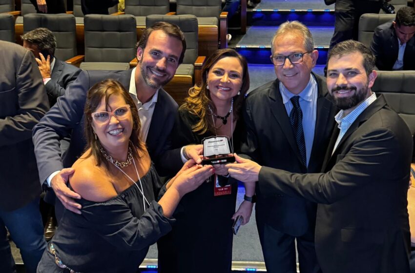  Barretos recebe Prêmio Excelência Educacional pelo segundo ano seguido