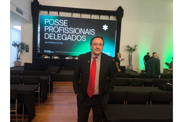  Vanini é reempossado como delegado regional de Educação Física em SP