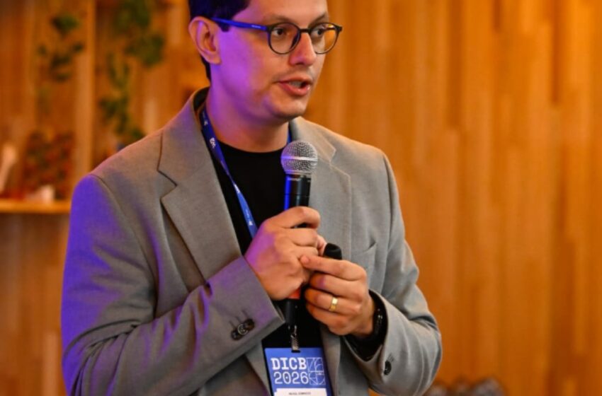  Delegado de Barretos participa de lançamento de livro sobre uso de IA em investigações