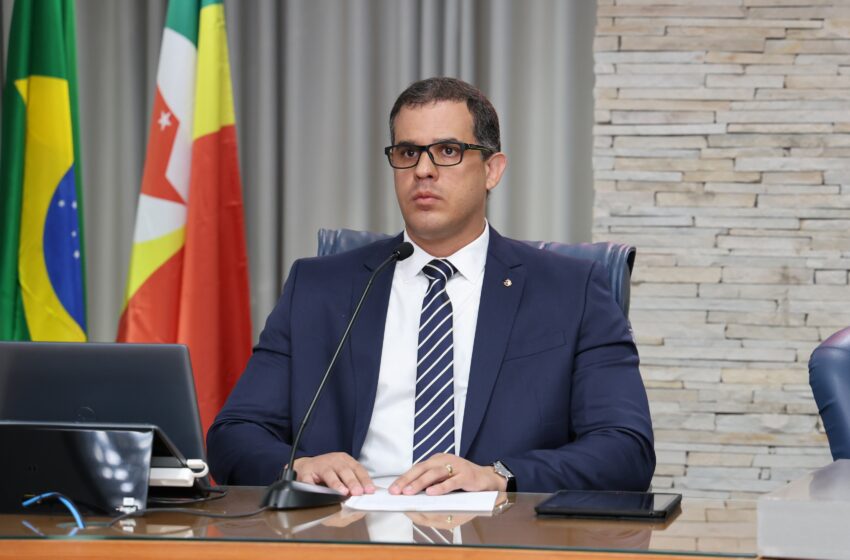  Vereador denuncia interferência em votação e cobra explicações sobre gastos do Executivo em Barretos