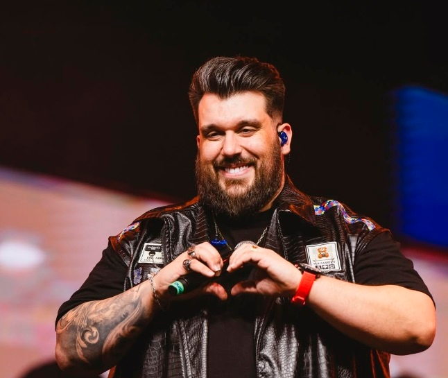  Festa do Peão anuncia Panda como atração de abertura em Barretos