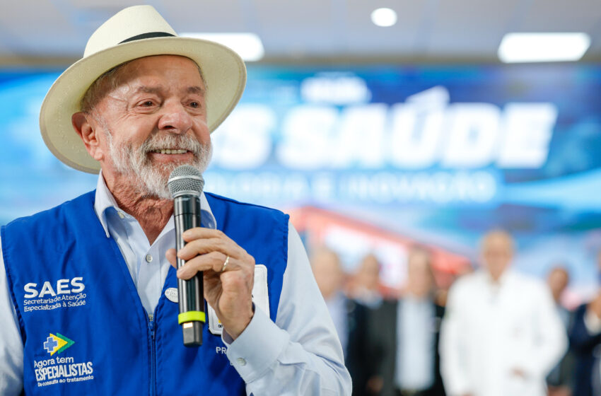  Lula ironiza Caso Vorcaro em Barretos e anuncia R$ 2,2 bilhões para tratamento do câncer no SUS