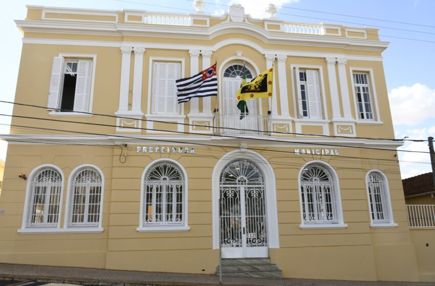  Concurso da Prefeitura de Olímpia oferece 70 vagas com salários de até R$ 9,5 mil